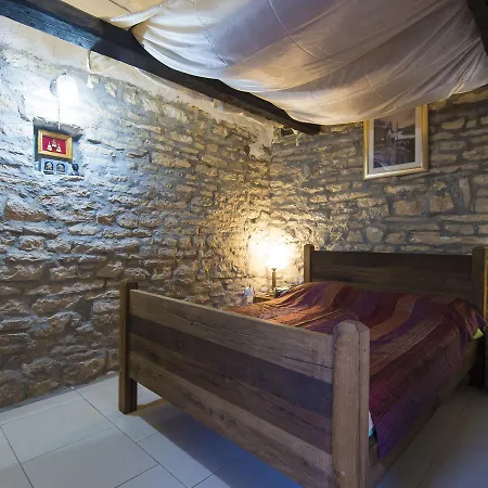 Hébergement de vacances Charming Holiday In Bukovic With Pool Benkovac