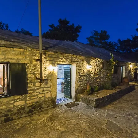 Charming Holiday In Bukovic With Pool Benkovac